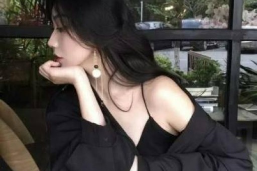 “渣女”谢芷蕙：与陈冠希的爱恨情仇300张艳照让人沸腾